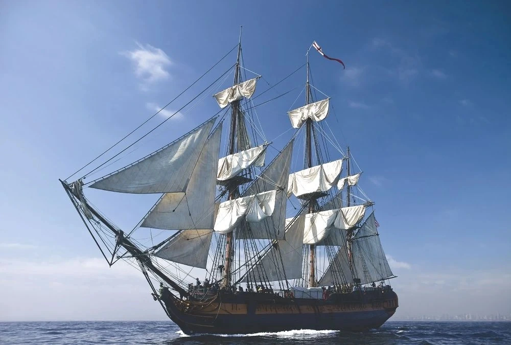 Фотообои на стену - в детскую комнату, море, парусник, корабль, голубое небо