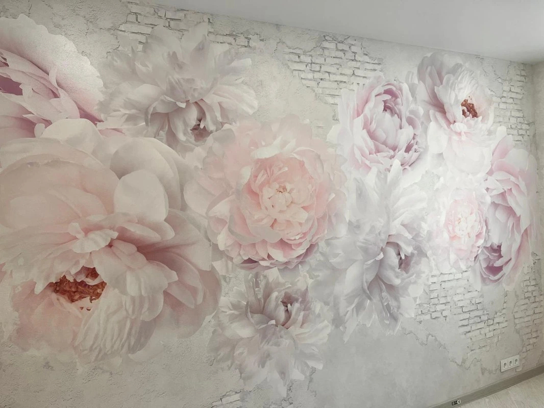 Фотообои на стену - наши работы, цветы на кирпиче, на штукатурке, розовые пионы