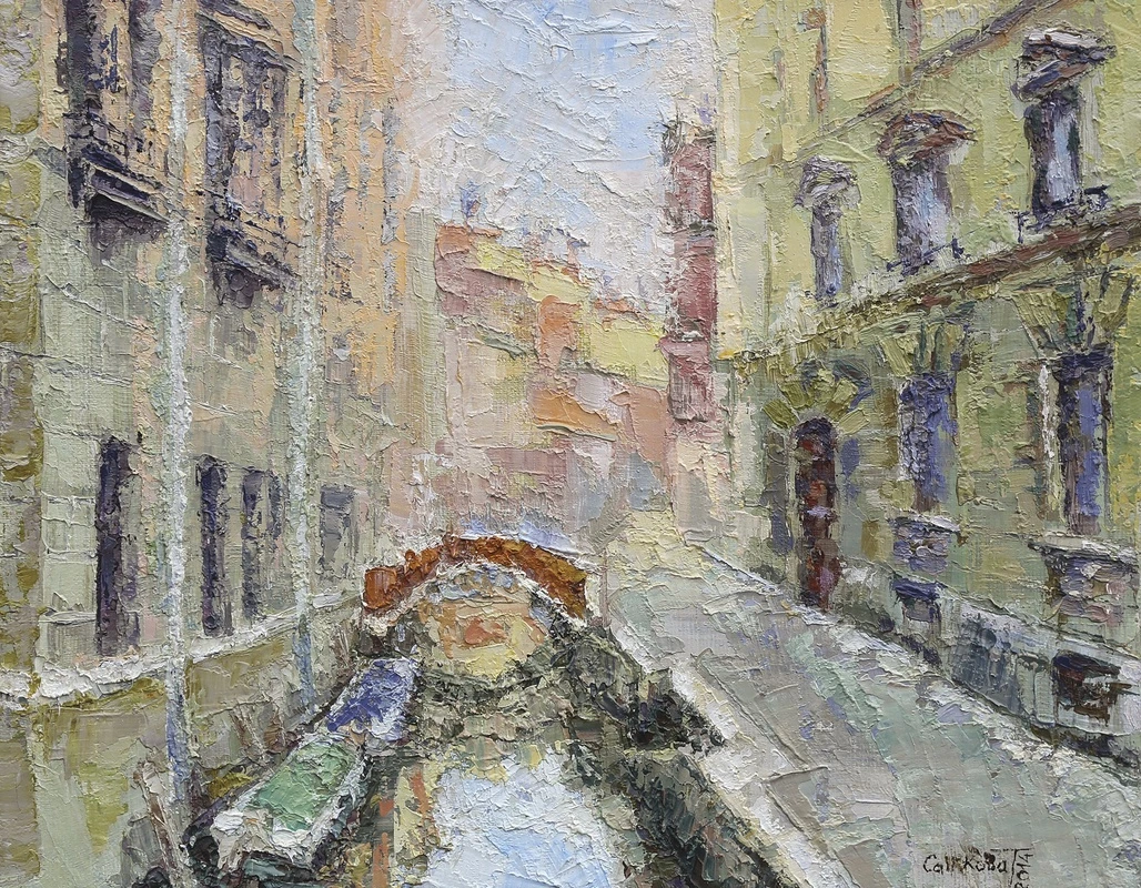 Фотообои на стену - венецианский канал, мост, узкая улица, старая архитектура, масляная живопись, фактурные мазки, импрессионизм, теплые цвета, городская живопись, отражение в воде, утренний свет, пастельные оттенки, уютный пейзаж, декоративная картина, для интерьера, Италия, исторические здания, городской пейзаж, романтичная атмосфера, спокойствие