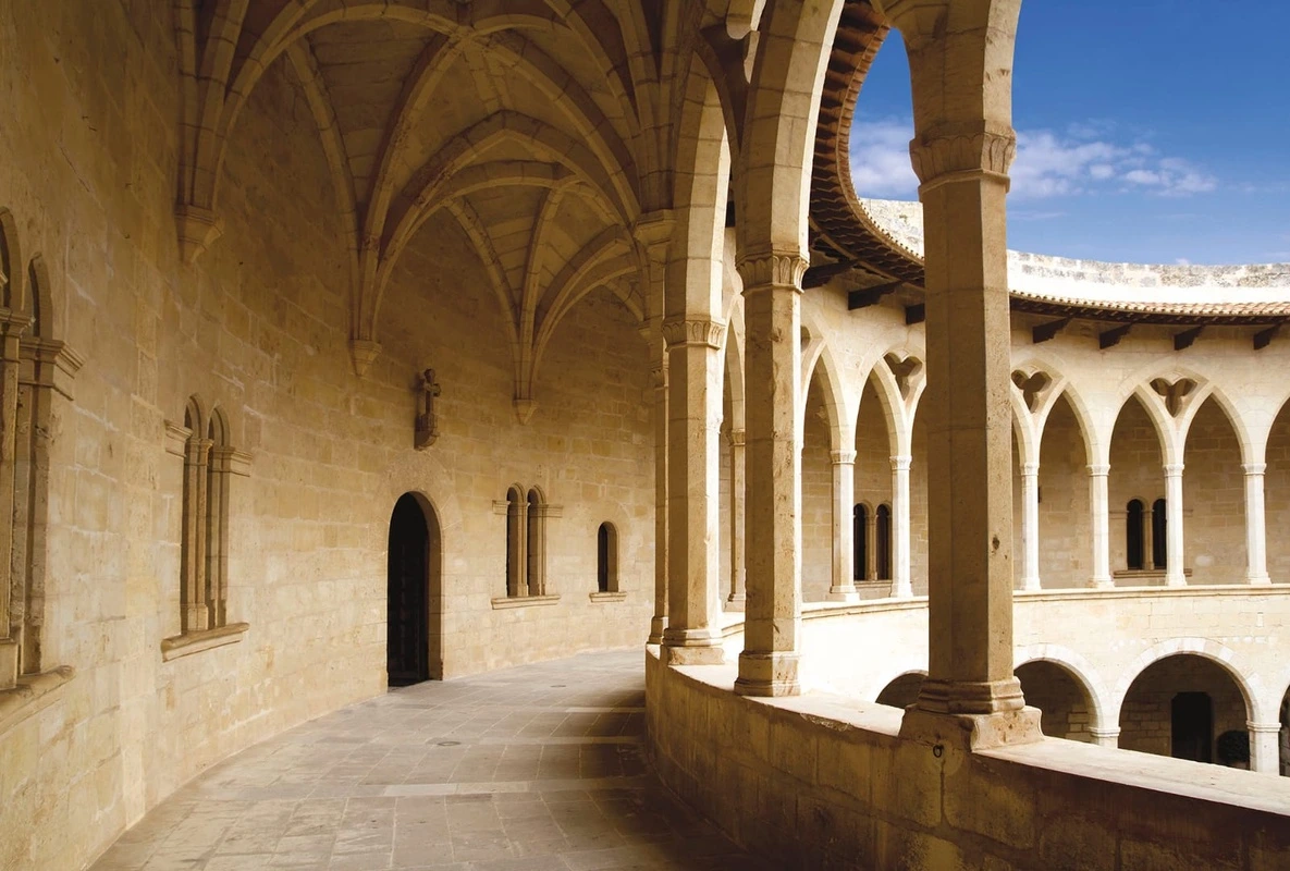 Фотообои и фрески на стену - улочки, города, бежевые, колонны