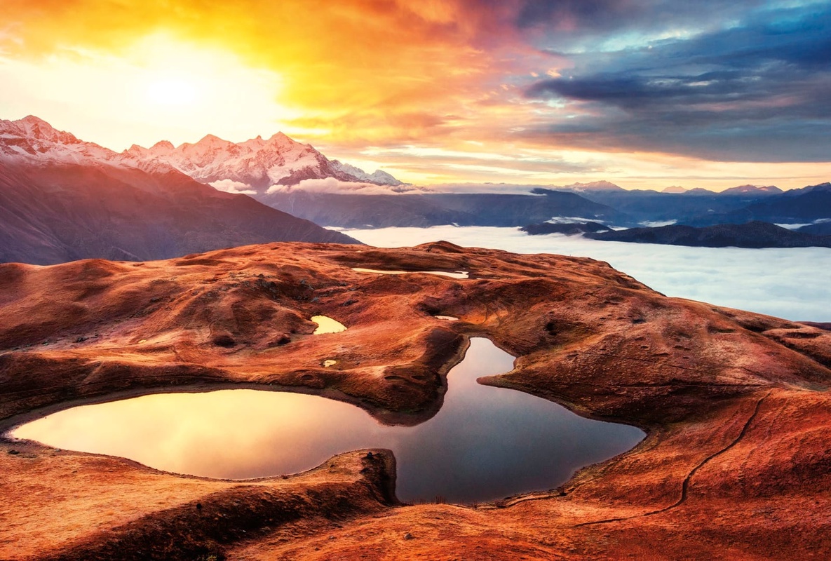 Фотообои и фрески на стену - пейзаж, горы, красно-коричневая