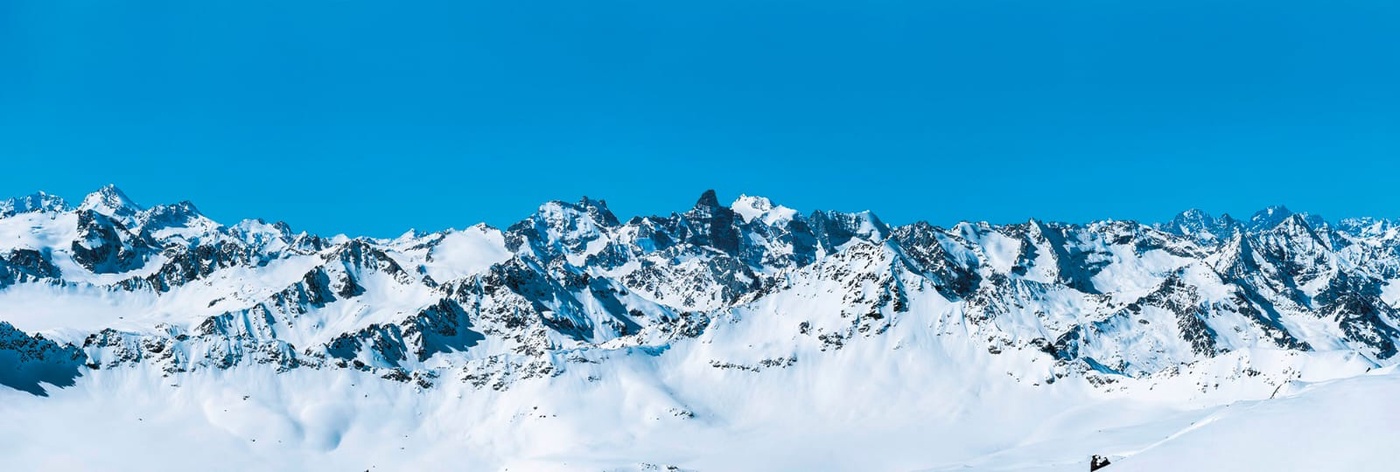 Фотообои на стену - пейзаж, горы, бело-синие