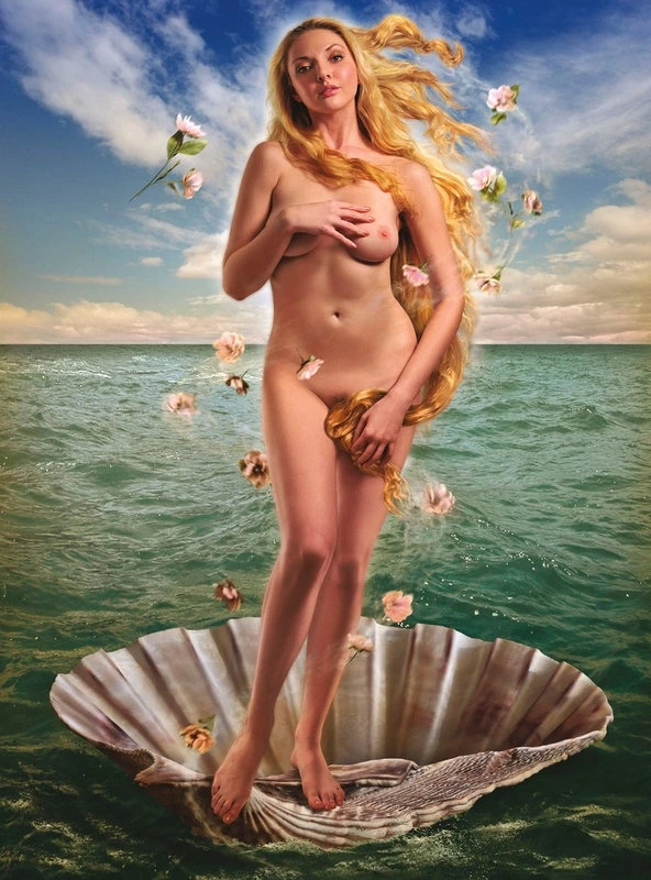 Фотообои и фрески на стену - молодежные, девушка, обнаженная, на воде