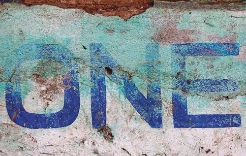 лофт, буквы, сине-белая