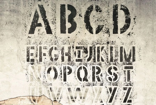 лофт, черные буквы, на бежевом фоне