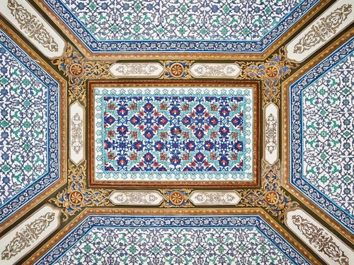 в гостиницу, восточные, синий, коричневая, узоры