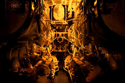 мужские, техно, желтые, черные