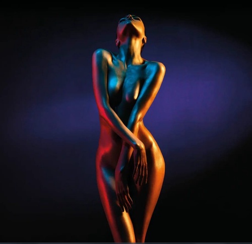 молодежные, девушка, обнаженные, на черном фоне