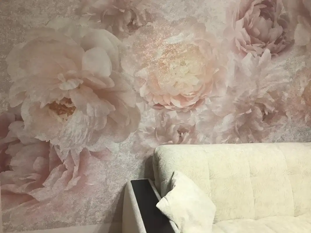 Арт-обои - выполненные, во всю стену, самые красивые, цветы нежно розовые, для зала, сочетание, наши работы, крупные, большие